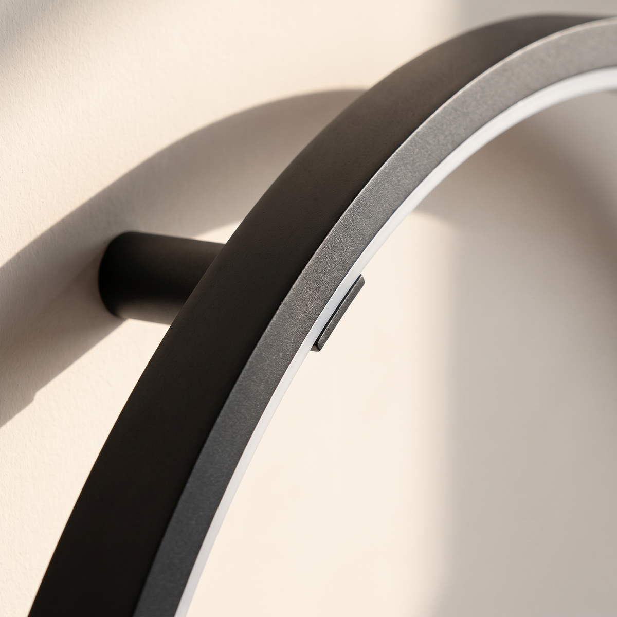 Anello Round Ring LED Wall Sconce — matte black finish detail